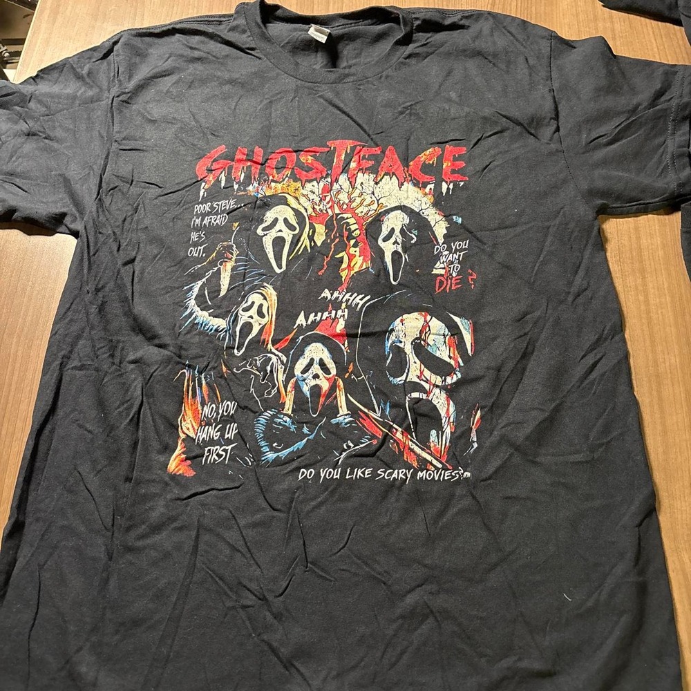 Gildan Tshirt size L